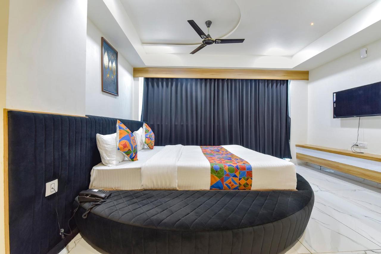 Fabhotel Bliss Ahmedabad Eksteriør bilde