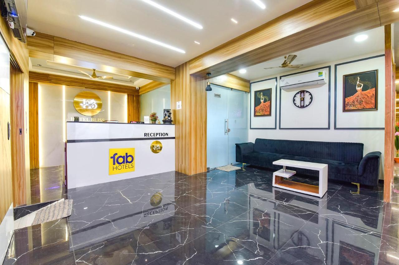 Fabhotel Bliss Ahmedabad Eksteriør bilde
