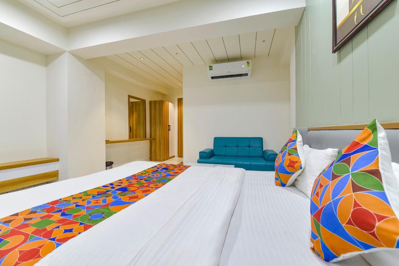 Fabhotel Bliss Ahmedabad Eksteriør bilde