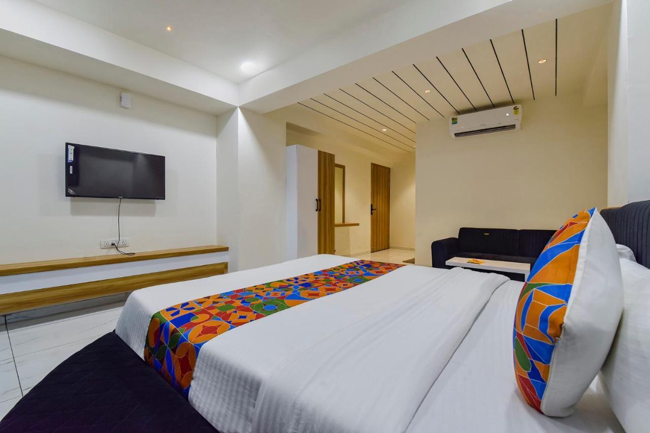 Fabhotel Bliss Ahmedabad Eksteriør bilde