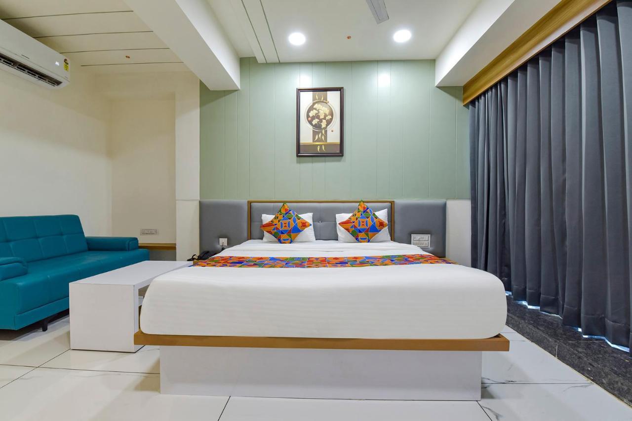 Fabhotel Bliss Ahmedabad Eksteriør bilde
